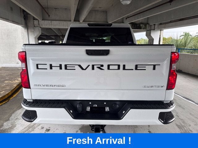 2025 Chevrolet Silverado 1500 Custom