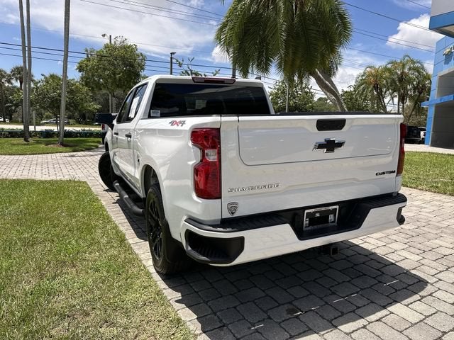 2025 Chevrolet Silverado 1500 Custom