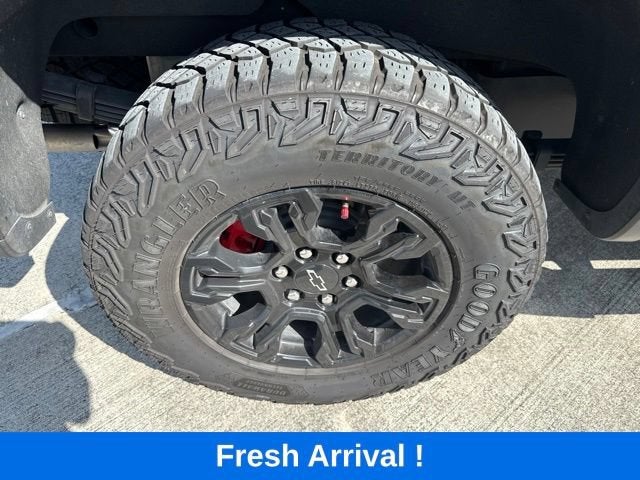 2025 Chevrolet Silverado 1500 ZR2