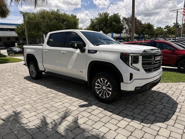 2022 GMC Sierra 1500 AT4