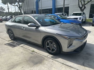 2025 Kia K4 LXS