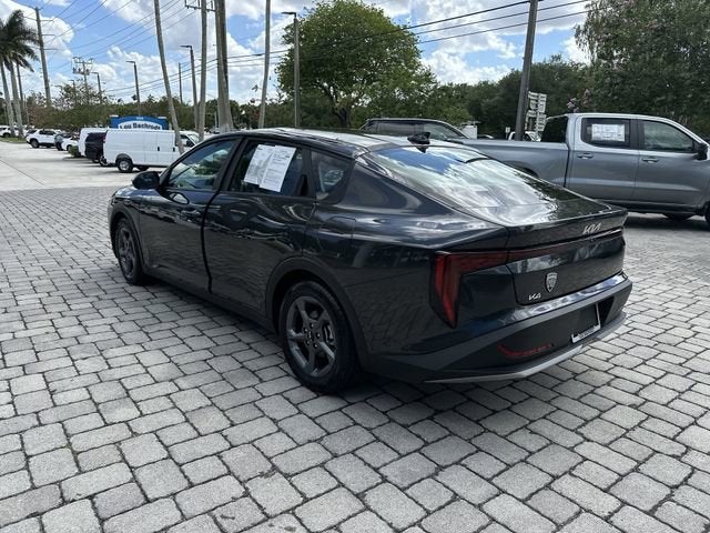 2025 Kia K4 LXS