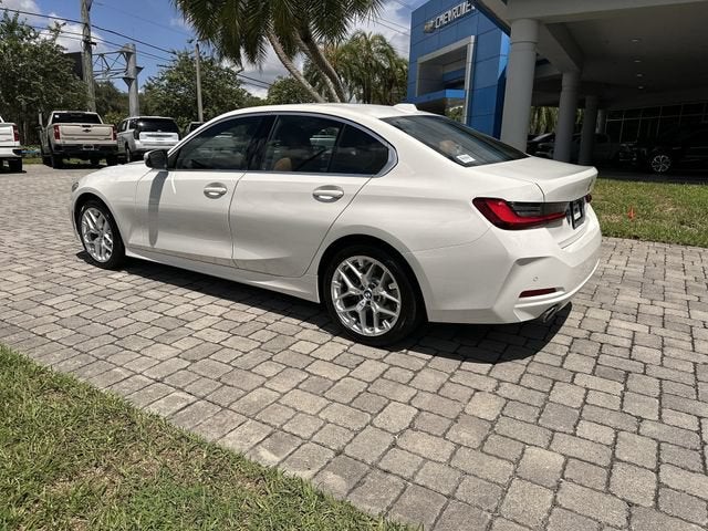 2025 BMW 3 Series 330i
