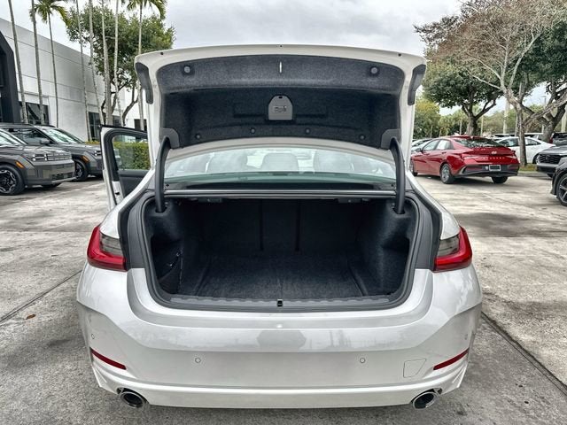 2024 BMW 3 Series 330i