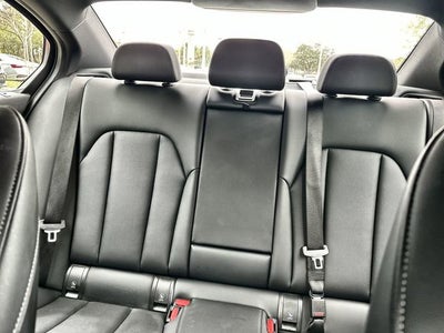 2024 BMW 3 Series 330i