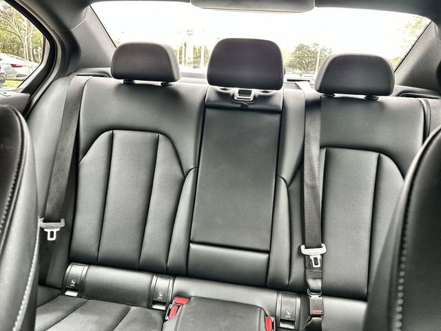 2024 BMW 3 Series 330i