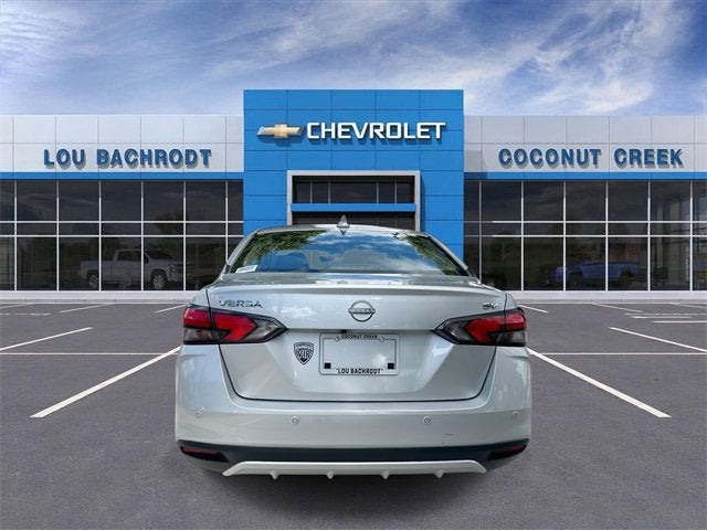 2023 Nissan Versa SV