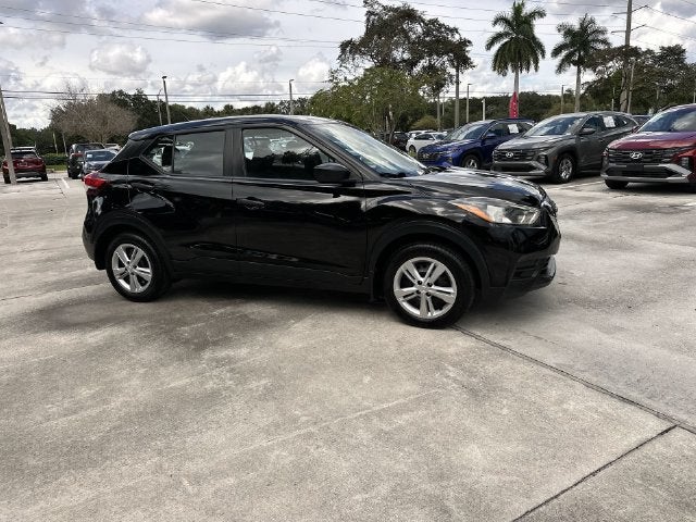 2020 Nissan Kicks S