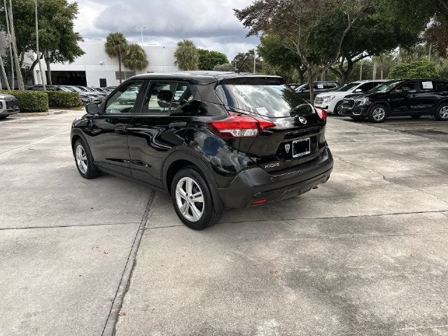 2020 Nissan Kicks S