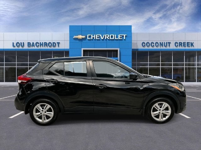 2020 Nissan Kicks S