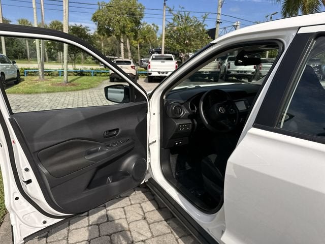 2024 Nissan Kicks S