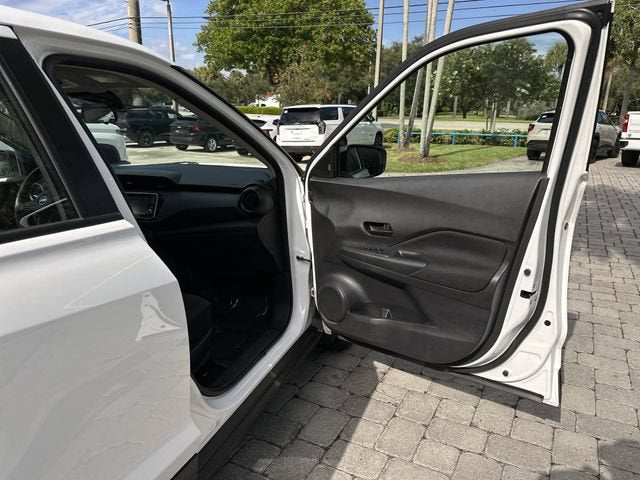 2024 Nissan Kicks S