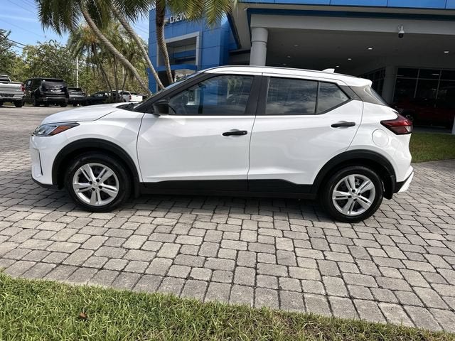 2024 Nissan Kicks S
