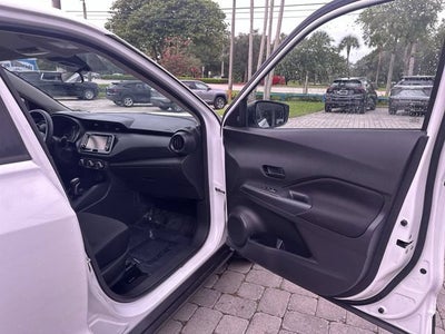 2024 Nissan Kicks S