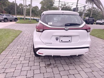 2024 Nissan Kicks S