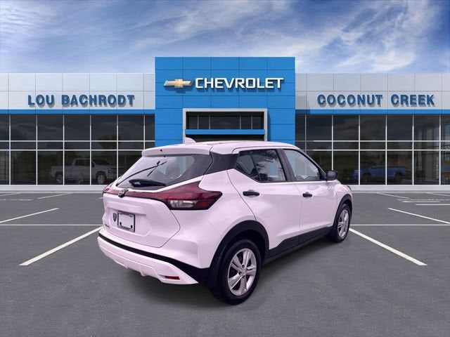 2024 Nissan Kicks S