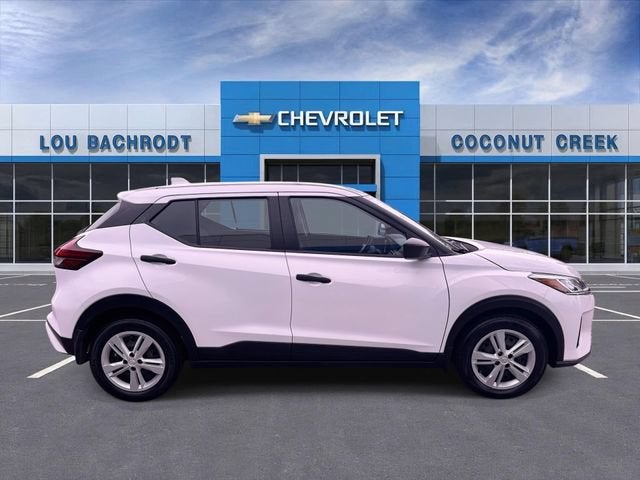 2024 Nissan Kicks S
