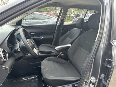 2024 Nissan KICKS SV