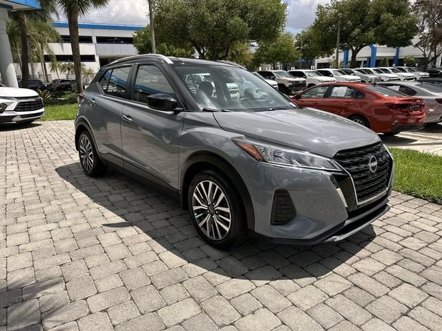 2023 Nissan Kicks SV