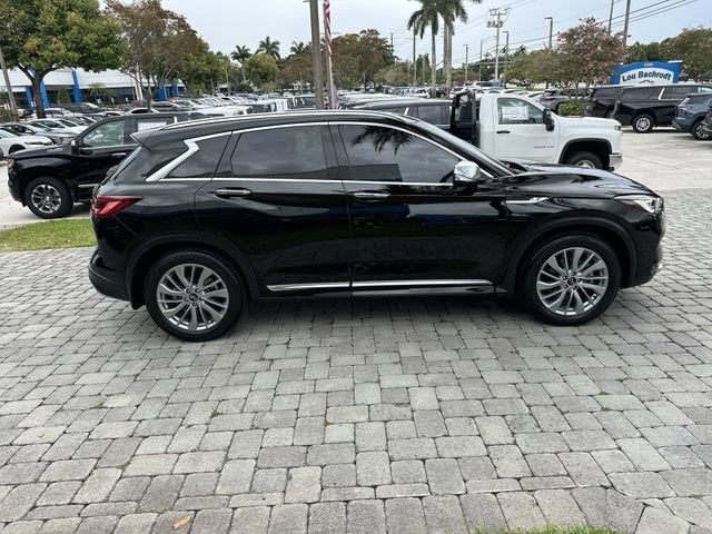 2023 INFINITI QX50 LUXE
