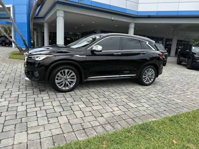 2023 INFINITI QX50 LUXE