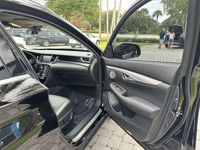 2023 INFINITI QX50 LUXE