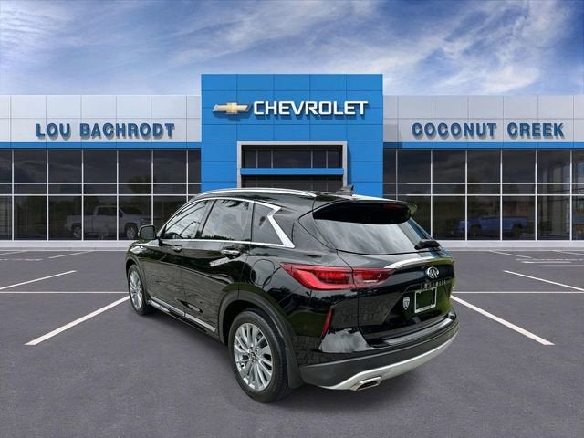 2023 INFINITI QX50 LUXE