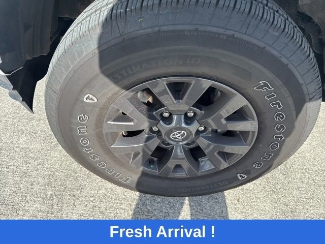 2022 Toyota Tacoma 2WD SR5