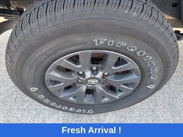 2022 Toyota Tacoma 2WD SR5