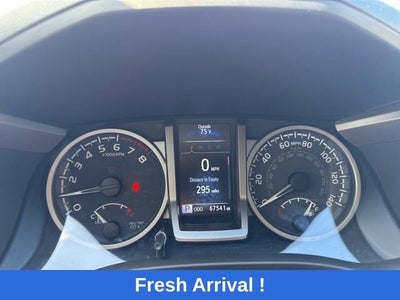2022 Toyota Tacoma 2WD SR5