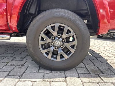 2022 Toyota Tacoma 4WD SR