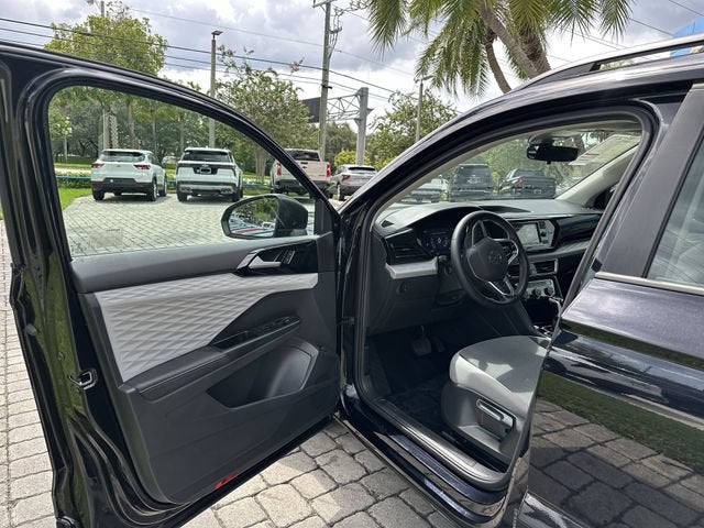 2024 Volkswagen Taos S