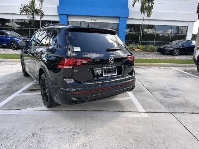 2023 Volkswagen Tiguan SE R-Line Black