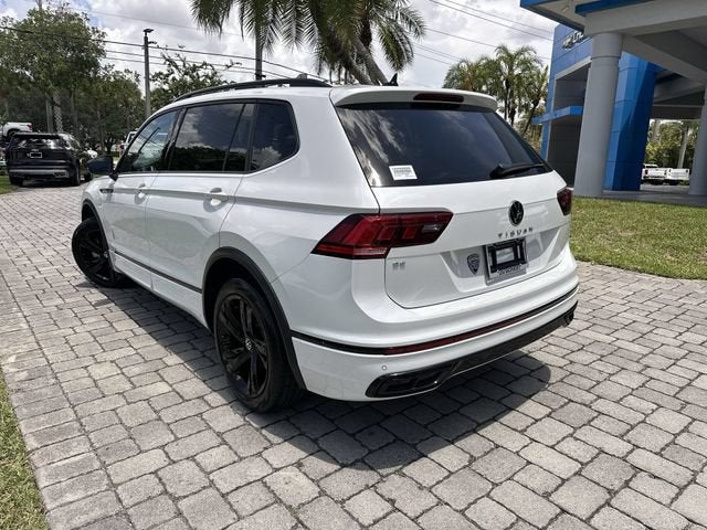 2023 Volkswagen Tiguan SE R-Line Black