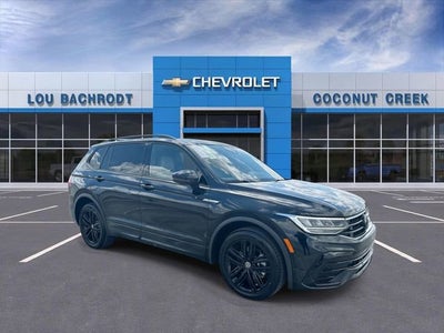 2022 Volkswagen Tiguan SE R-Line Black