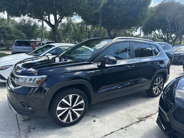 2024 Volkswagen Taos SE