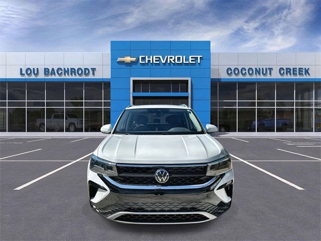 2024 Volkswagen Taos SE