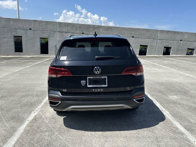 2024 Volkswagen Taos SE