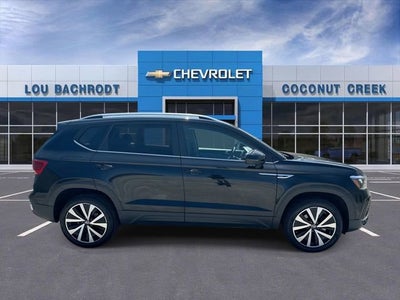 2024 Volkswagen Taos SE