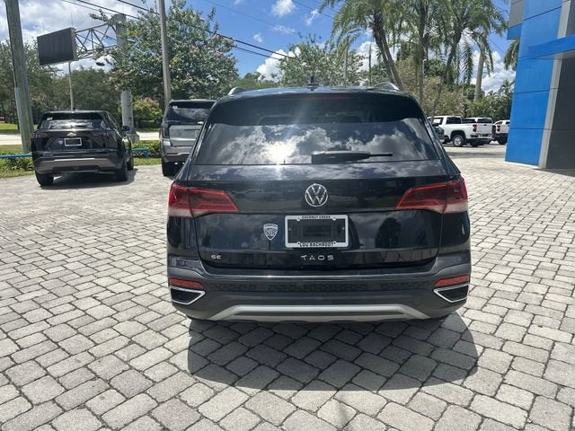2024 Volkswagen Taos SE