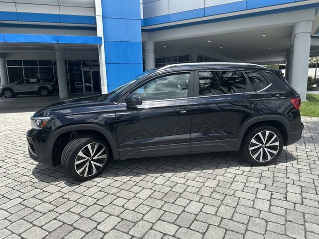 2024 Volkswagen Taos SE