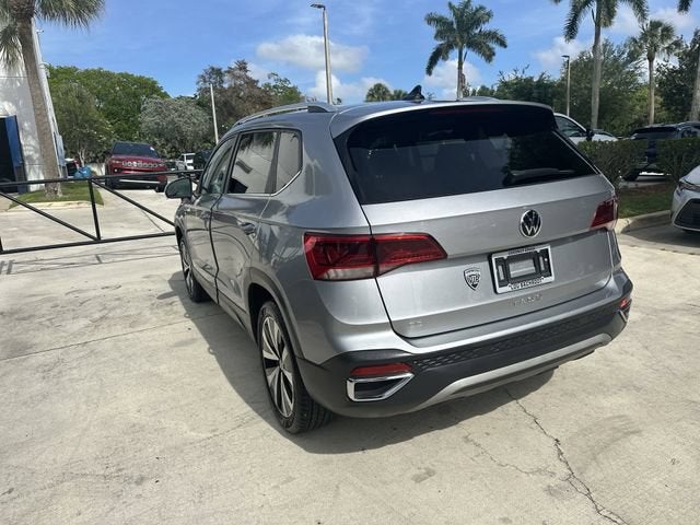 2024 Volkswagen Taos SE