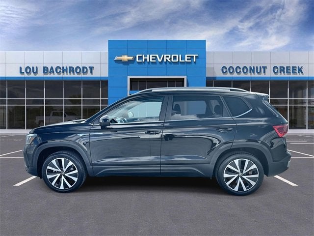 2024 Volkswagen Taos SE