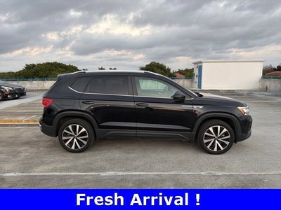 2024 Volkswagen Taos SE