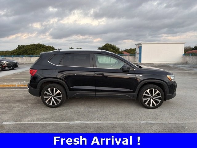 2024 Volkswagen Taos SE
