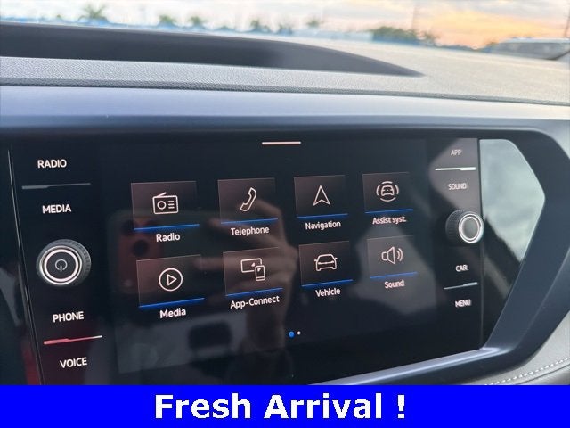 2024 Volkswagen Taos SE