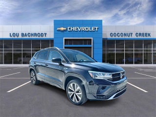 2024 Volkswagen Taos SE