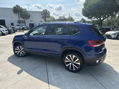 2024 Volkswagen Taos SE