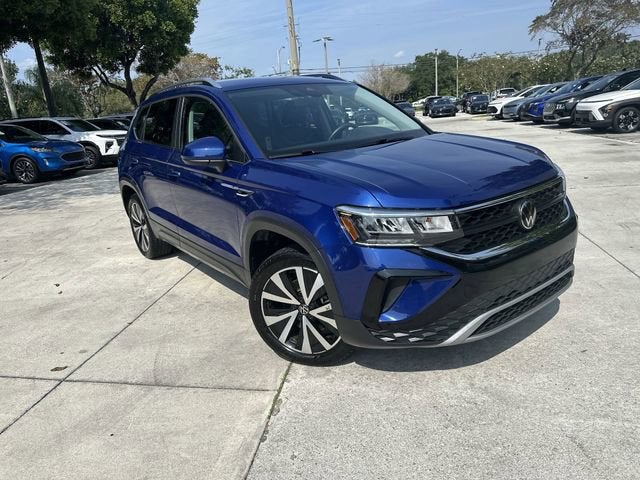 2024 Volkswagen Taos SE
