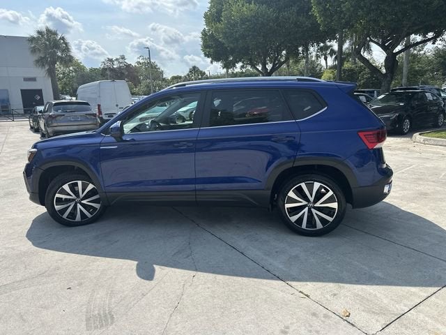 2024 Volkswagen Taos SE
